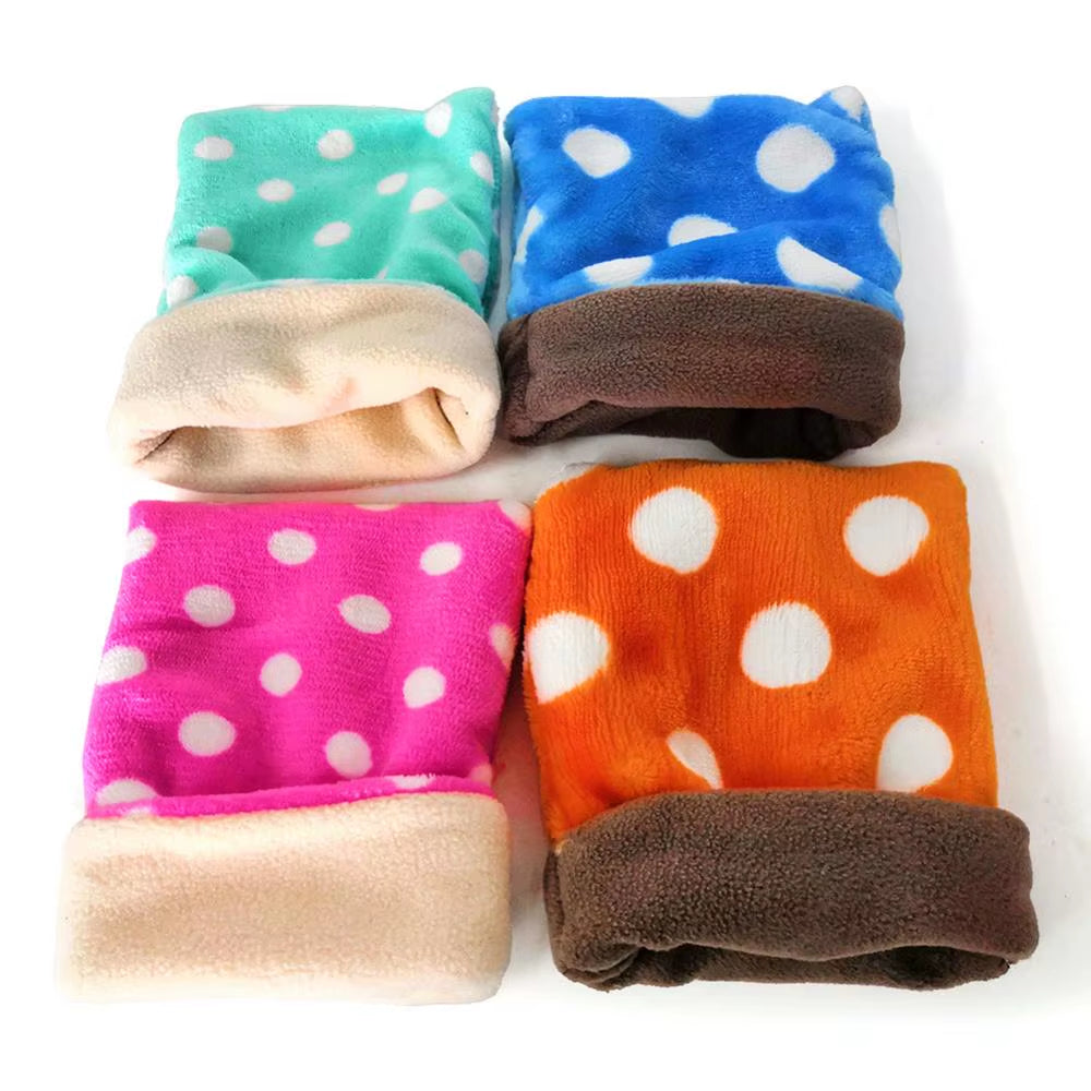 Polka Dot Lovely Plush Sleeping Bag Mini Pet Bed Nest for Guinea Pig Hamster